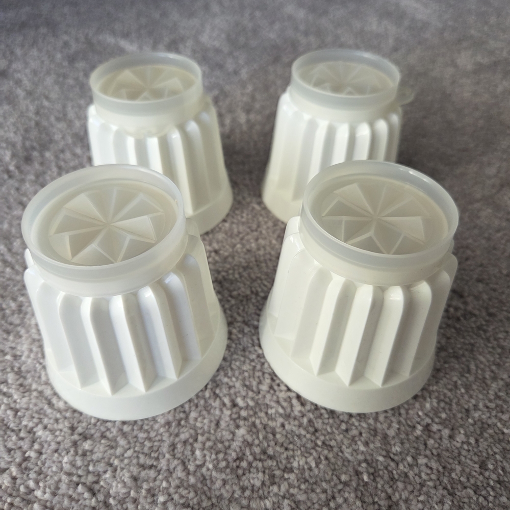 Tupperware Mini Jello Molds Set - Picture 4 of 7